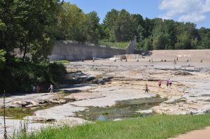 Families hiking and exploring at the Devonian Fossil Gorge in Coralville/Iowa City, Iowa