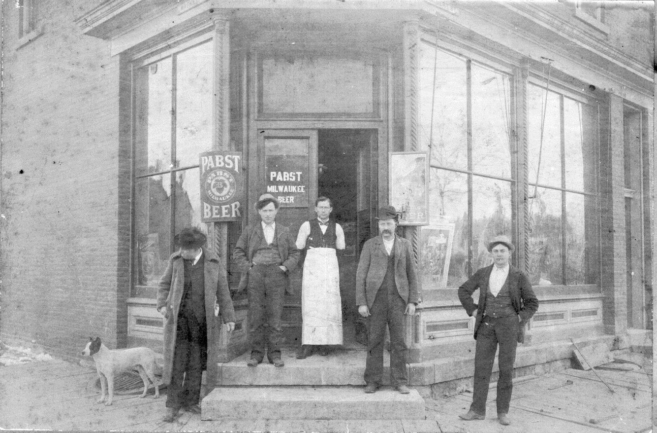 Iowa History: John’s Grocery in Iowa City’s Northside Neighborhood