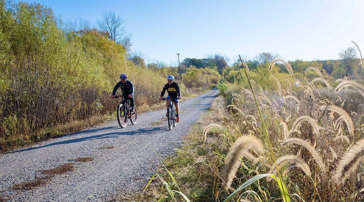 Your Guide to Top Biking and Hiking Trails Around Iowa City